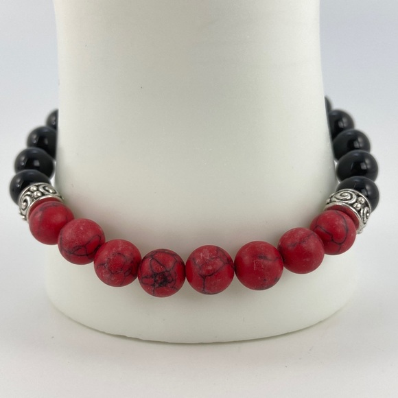 Obsidian and Red Howlite Stretch Bracelet, Handmade, 8mm Stones, 8" Long - Picture 3 of 6